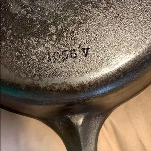 Vintage. Wagnerware cast iron skillet